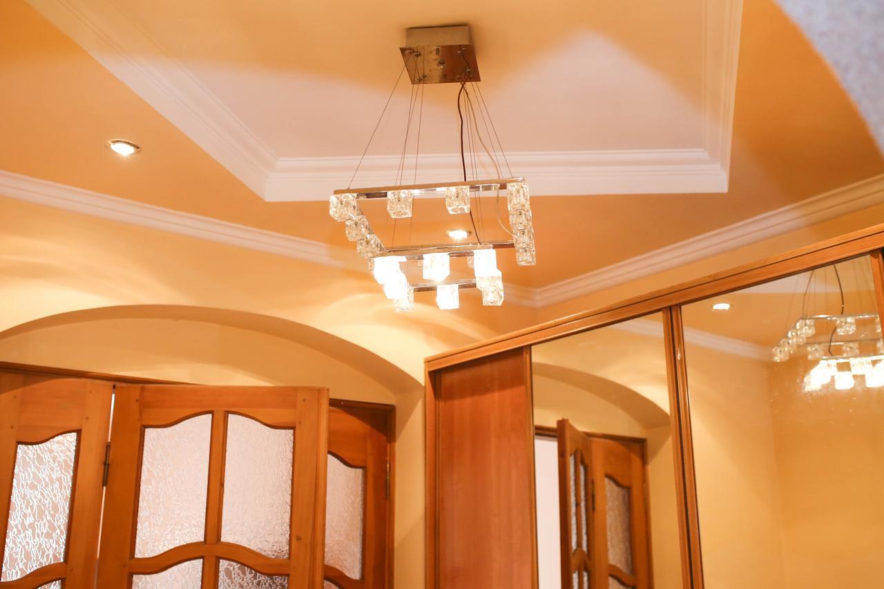 Apartment Near St. Elizabeth Church Λβιβ Εξωτερικό φωτογραφία