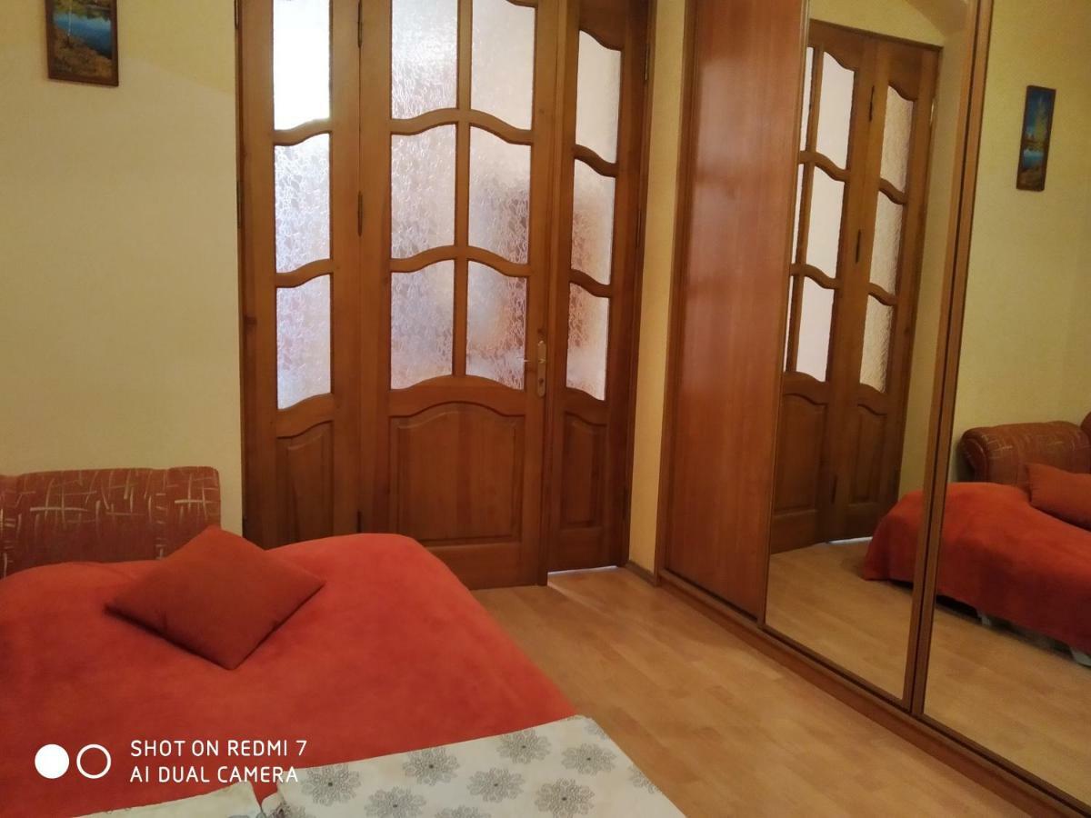 Apartment Near St. Elizabeth Church Λβιβ Εξωτερικό φωτογραφία