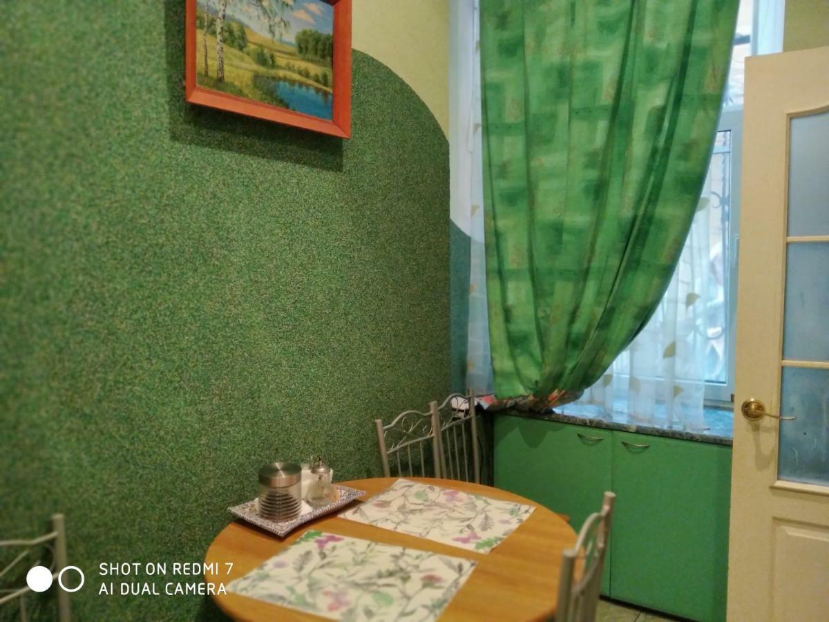 Apartment Near St. Elizabeth Church Λβιβ Εξωτερικό φωτογραφία